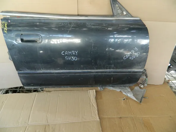 Дверь TOYOTA VISTA SV30 Перед Прав (Контрактный) 65243295 6700132310