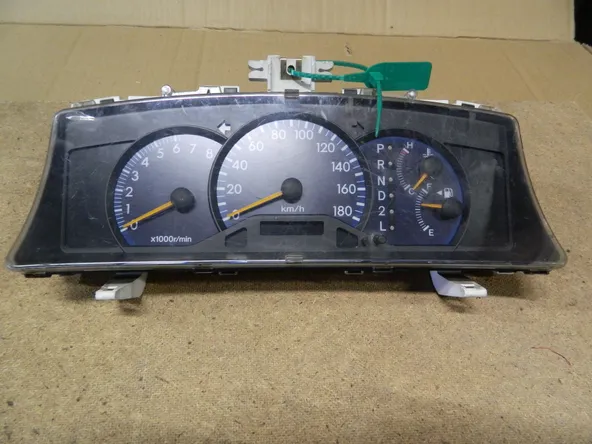 Панель приборов TOYOTA COROLLA RUNX NZE124 (Контрактный) 79590090