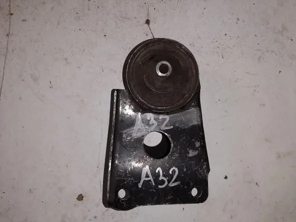 Подушка двигателя NISSAN 112702Y001 K3 NISSAN CEFIRO A33 VQ30DE Перед (Контрактный) 112702Y011