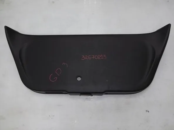 Обшивка двери багажника HONDA FIT GD3 (Контрактный)