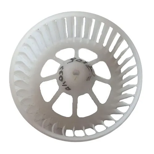 Крыльчатка вентилятора салонного TOYOTA 8710526040 TOYOTA Grand Hiace, Granvia, Land Cruiser, Regus