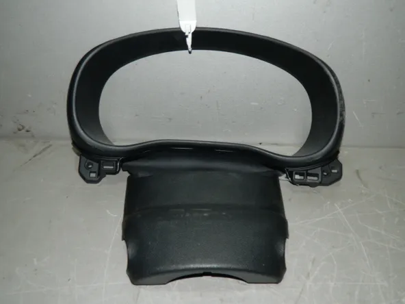 Накладка панели приборов Kia Sportage QL G4NA (Б/У)