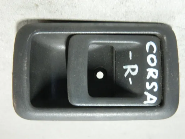 Ручка двери внутренняя TOYOTA CORSA EL41 Прав (Контрактный) 81528447