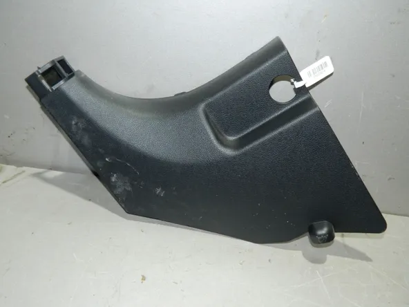 Накладка на порог Kia Sportage QL G4NA Перед. Лев (Б/У)