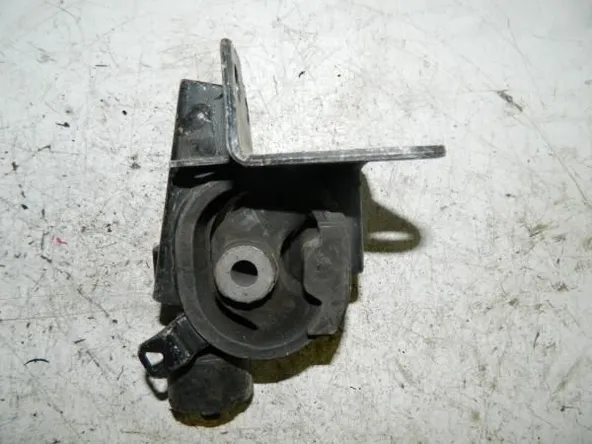 Подушка двигателя TOYOTA COROLLA NZE121 1NZFE Лев (Контрактный)