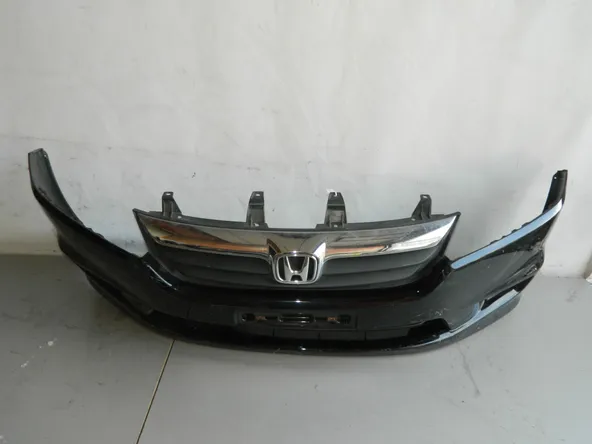 Бампер передний HONDA STREAM RN6 (Контрактный)