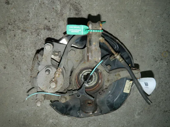 Ступица TOYOTA RACTIS NCP125 Перед Прав (Контрактный) 79586492