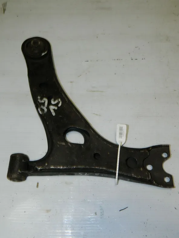 Рычаг подвески TOYOTA VISTA SV50 Перед Прав (Контрактный) 45992574