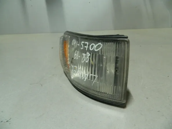 Габарит MITSUBISHI LANCER CS2W Перед Прав (Контрактный) 79768304