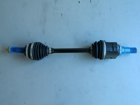 Привод GENERAL PARTS DSD012L Шлицы Наруж 26T/Внут 20T L=661mm TOYOTA AVENSIS ZZT251, ZZT251L, 1ZZFE 4342005240