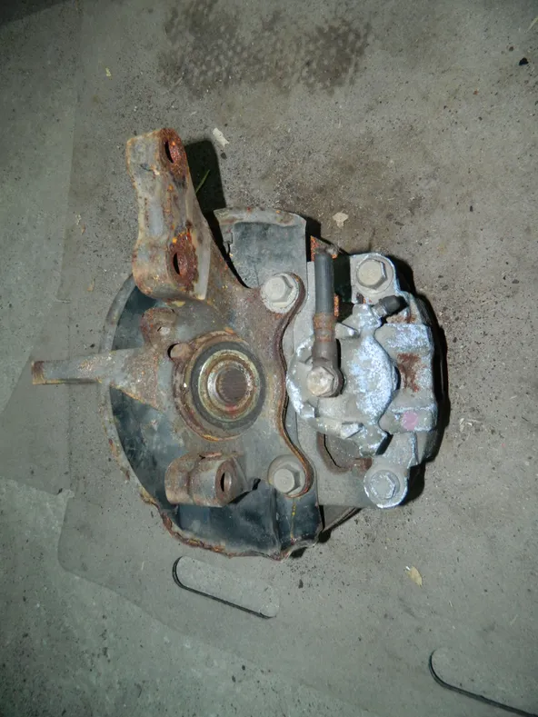 Ступица MITSUBISHI LANCER CEDIA CS5W Перед Лев (Контрактный) 79591125