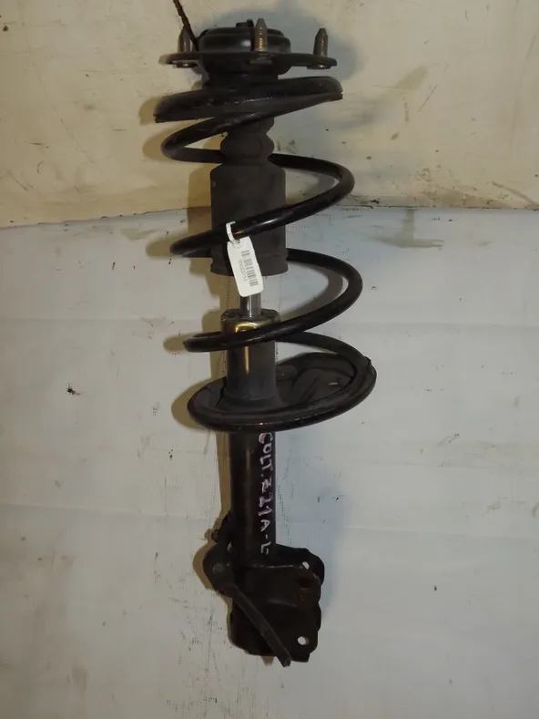 Стойка подвески MITSUBISHI COLT Z21A Перед Лев (Контрактный)