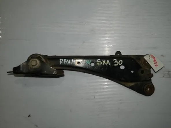 Рычаг подвески TOYOTA RAV4 ACA30 Зад Прав (Контрактный)