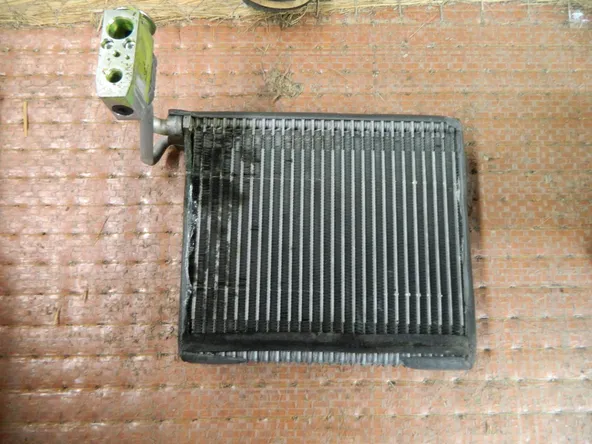 Радиатор печки NISSAN DUALIS KJ10 (Контрактный) 23537000011