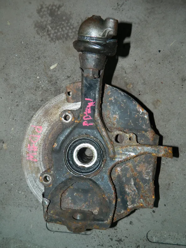 Ступица MITSUBISHI PAJERO K94W Перед Лев (Контрактный) 79591126