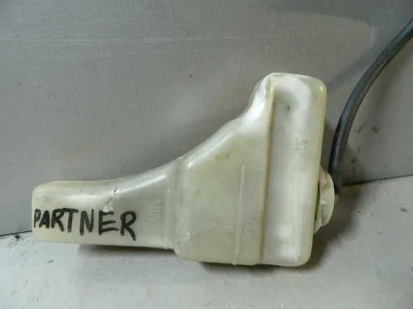 Бачок расширительный HONDA PARTNER EY7 (Контрактный) 81539097