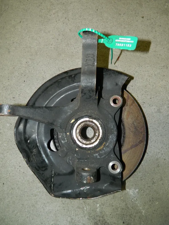 Ступица MITSUBISHI RVR N23W Перед Лев (Контрактный) 79591153