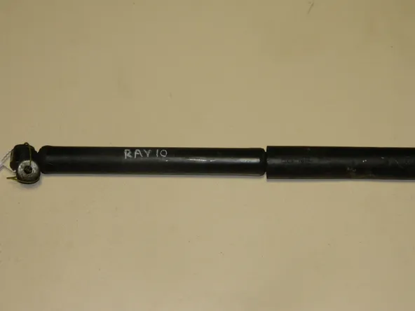 Амортизатор TOYOTA RAV4 SXA10 Зад (Кoнтрактный) 45992034