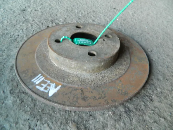 Диск тормозной TOYOTA COROLLA AE111 Зад (Контрактный) 81530544