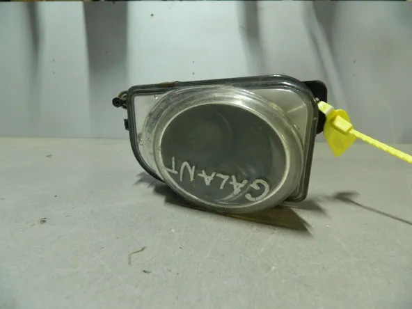 Фара противотуманная MITSUBISHI LEGNUM EC5W Перед Прав (Контрактный) 79768273