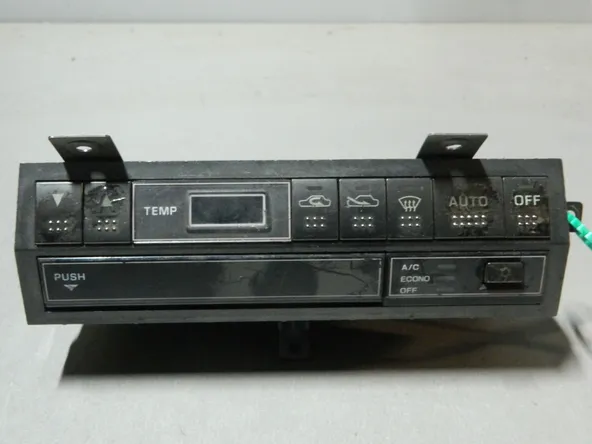 Блок управления климат-контролем MITSUBISHI GALANT E31A (Контрактный) 81540608 MB439070