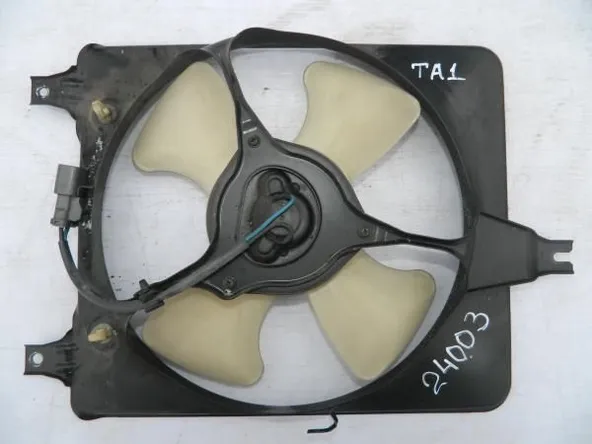 Диффузор радиатора HONDA Avancier TA1 (Б/У)