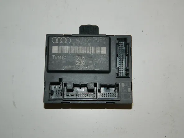 Блок комфорта AUDI Q7 4L BAR (Б/У) 35020416