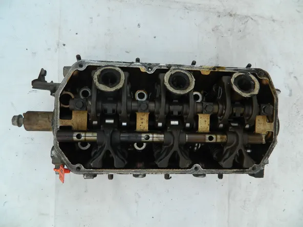 Головка блока цилиндров MITSUBISHI 6G72 Лев (Б/У) 72367219