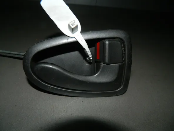 Ручка двери HYUNDAI ACCENT LC Прав (Б/У) 35020013