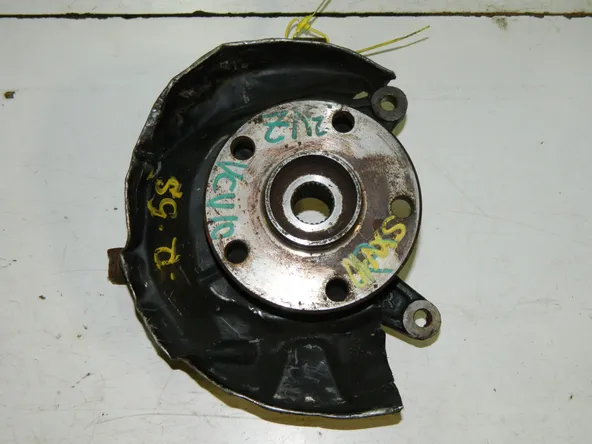 Ступица TOYOTA WINDOM VCV10 Перед Прав (Контрактный) 40951036