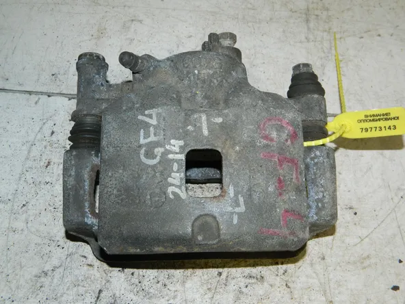 Суппорт HONDA Accord CF4 Перед Лев (Контрактный) 79773143