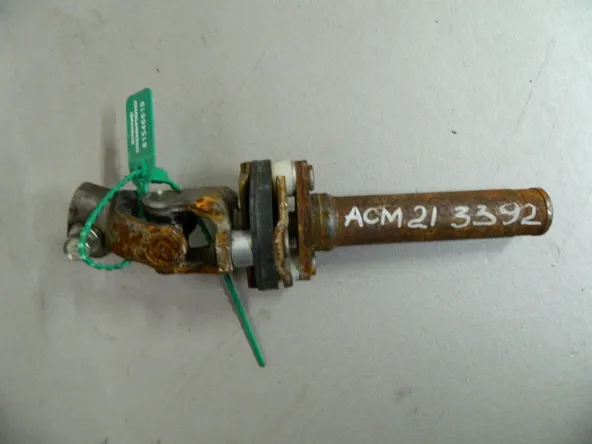 Кардан рулевой TOYOTA IPSUM ACM21 (Контрактный) 81546619