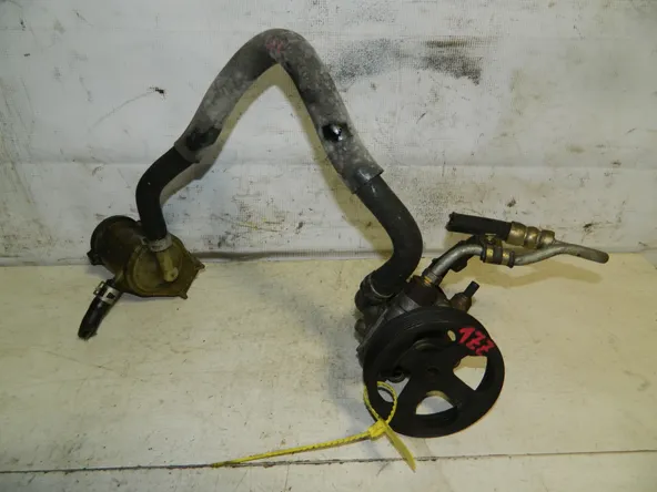 Гидроусилитель руля TOYOTA 1ZZFE (Контрактный) 79768489