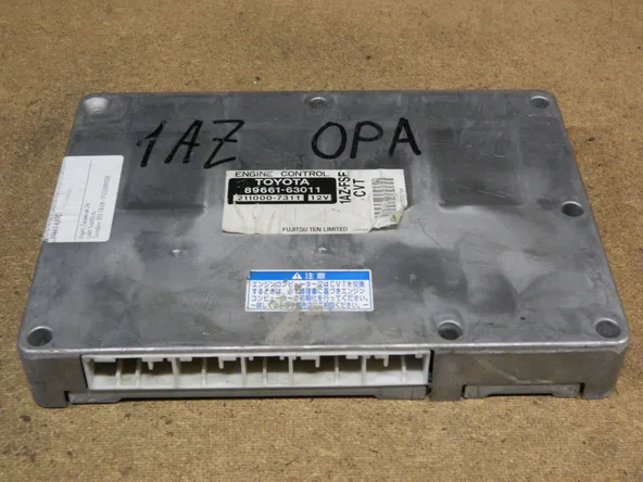 Блок управления ДВС TOYOTA OPA 1AZFSE (Контрактный) 10068 8966163011
