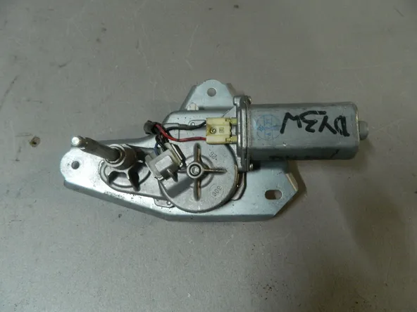 Мотор заднего дворника MAZDA DEMIO DY3R (Контрактный) 81528710