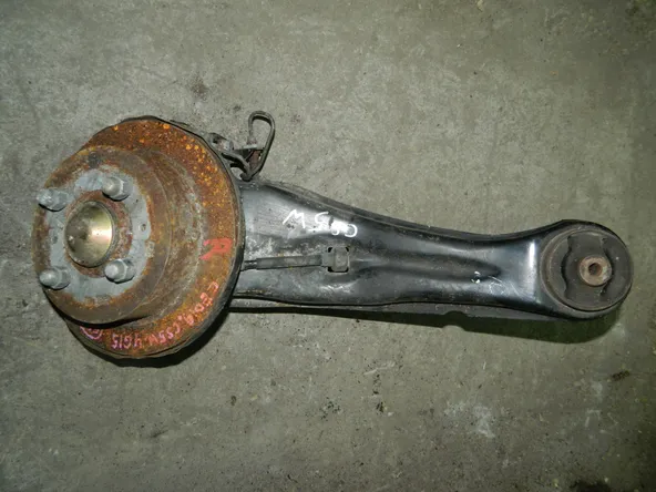 Ступица MITSUBISHI LANCER CEDIA CS5W Зад Прав (Контрактный) 79591238