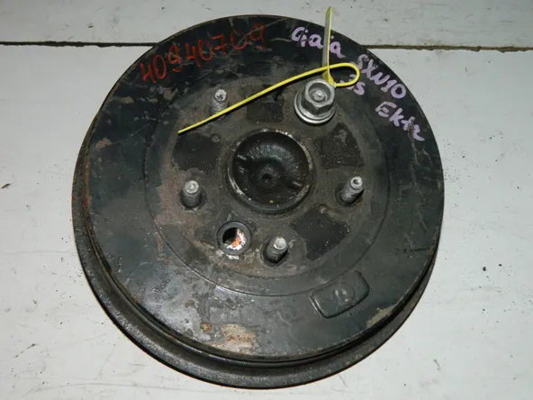 Ступица TOYOTA NADIA SXN10 Зад (Контрактный) 40940709