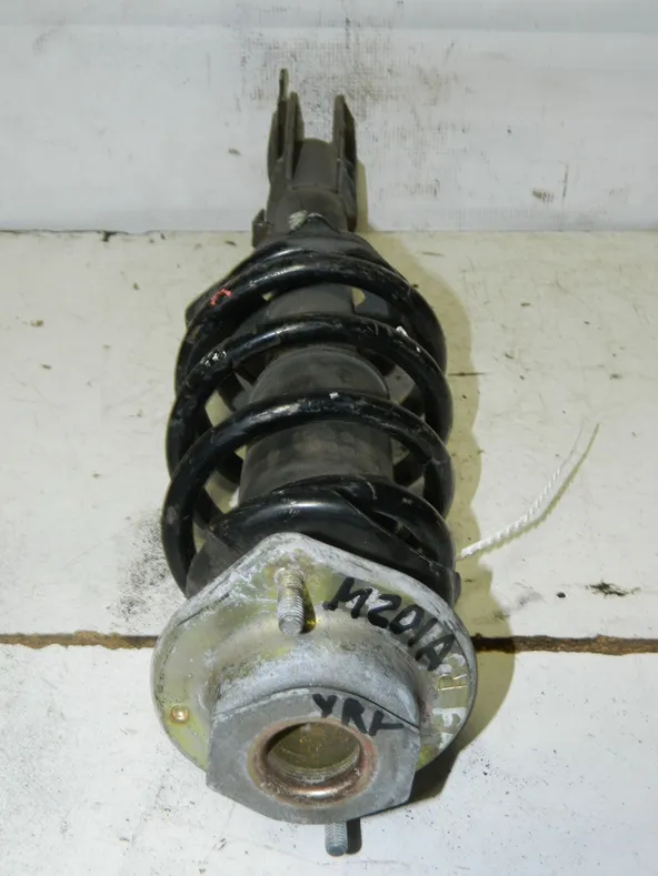 Стойка подвески TOYOTA DUET M100A Перед Прав (Кoнтрактный) 45989604