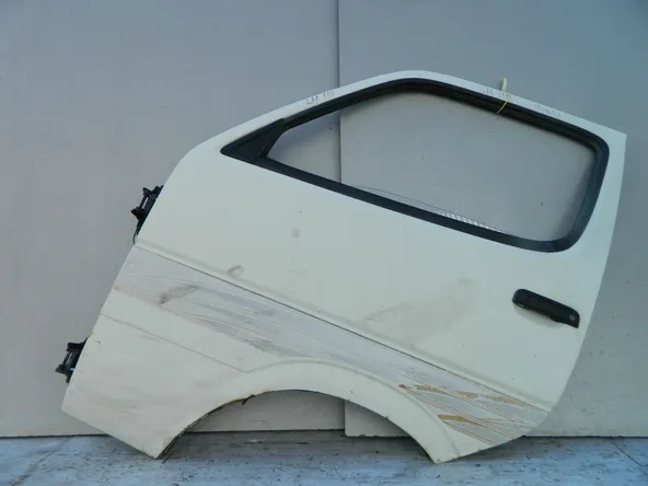 Дверь TOYOTA HIACE LH119 Перед Лев (Контрактный) 40951293 6700226121