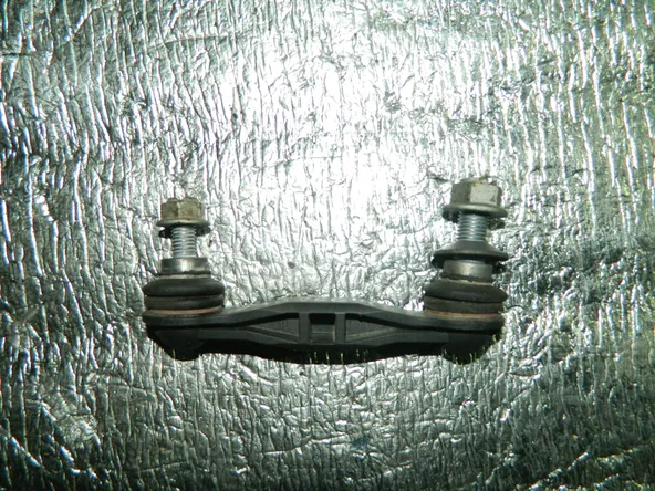 Стойка стабилизатора BMW 5-Series F10 Зад (Контрактный) 23576514