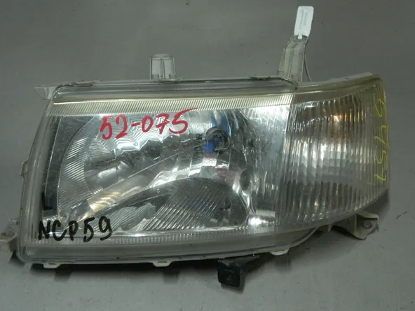 Фара TOYOTA PROBOX NCP59 Перед Лев 52075 (Контрактный) 68000706