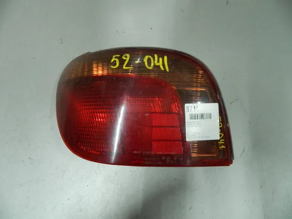 Фонарь TOYOTA VITZ SCP10 Зад Лев 52041 (Контрактный) 64492355