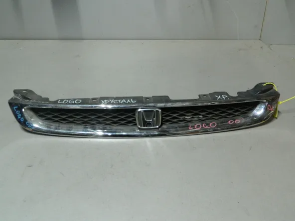 Решетка радиатора HONDA LOGO GA3 (Контрактный) 79773049