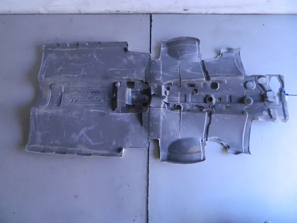 Шумоизоляция пола HYUNDAI EQUUS VI G6DA 2013-2015 (Б/У) 69838259