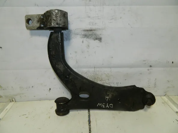 Рычаг подвески MAZDA DEMIO DY3W Перед Лев (Контрактный) 45993569