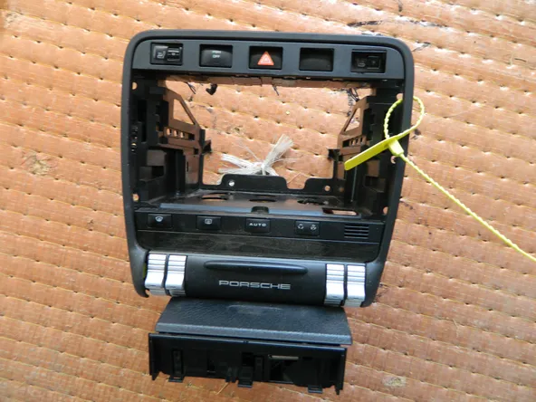 Рамка магнитолы PORSCHE CAYENNE 955 (Контрактный) 94603928