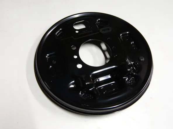 Кожух тормозного диска GENERAL PARTS 583550U000 HYUNDAI SOLARIS / KIA RIO RL