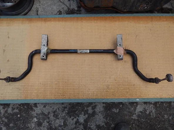 Стабилизатор VOLKSWAGEN TOUAREG 7L7 Перед (Контрактный) 27774804