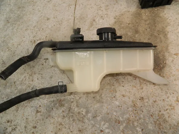 Бачок расширительный TOYOTA RAV4 ACA31 (Контрактный) 1802960278