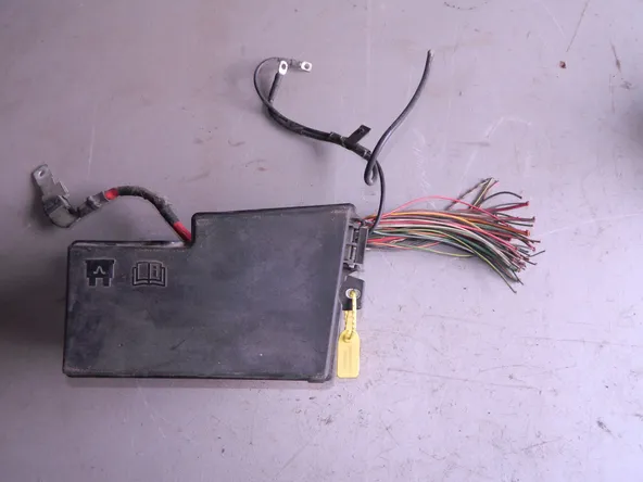 Блок предохранителей VOLVO V50 MW43 (Контрактный) 94599929